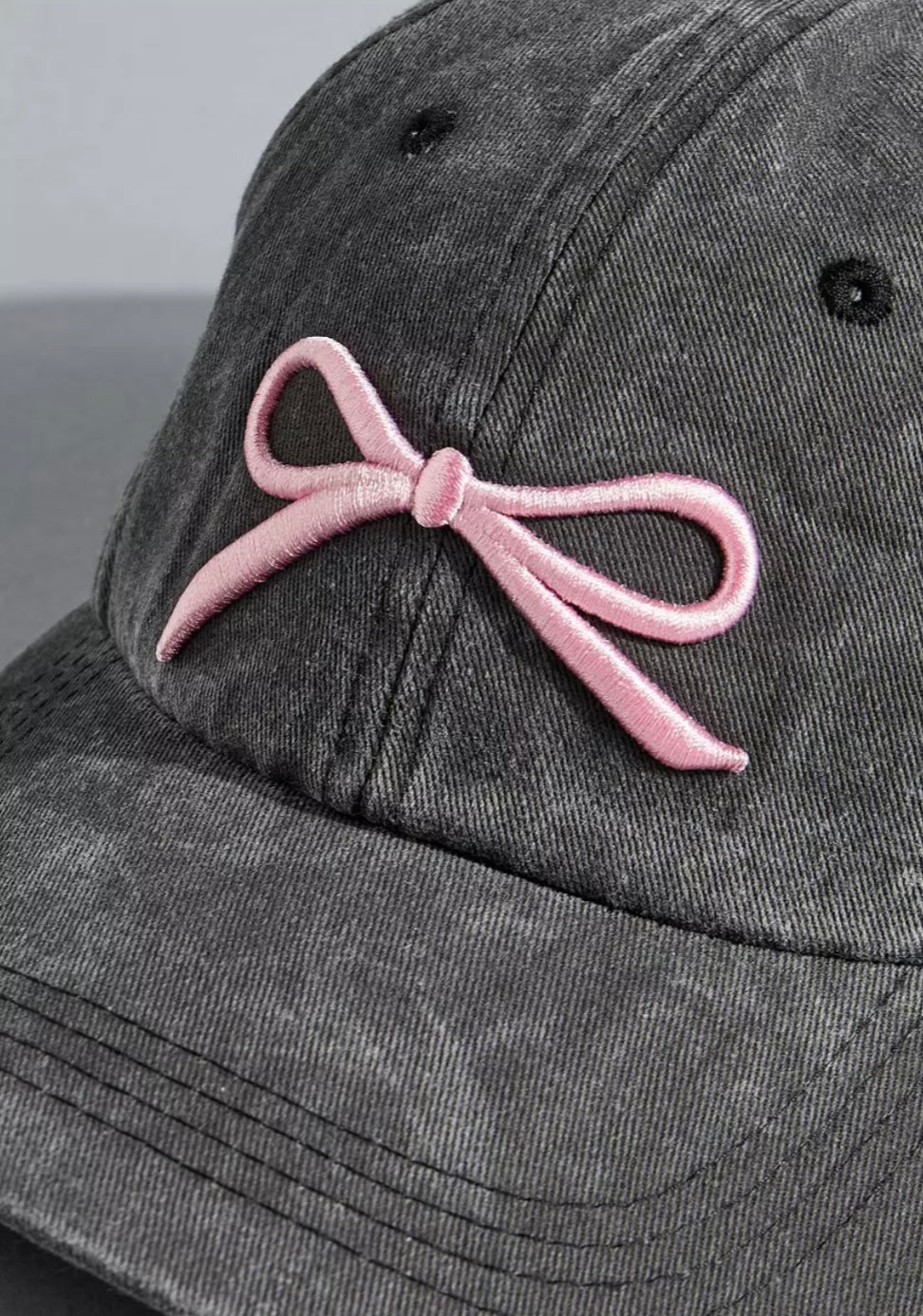 Bow Cap